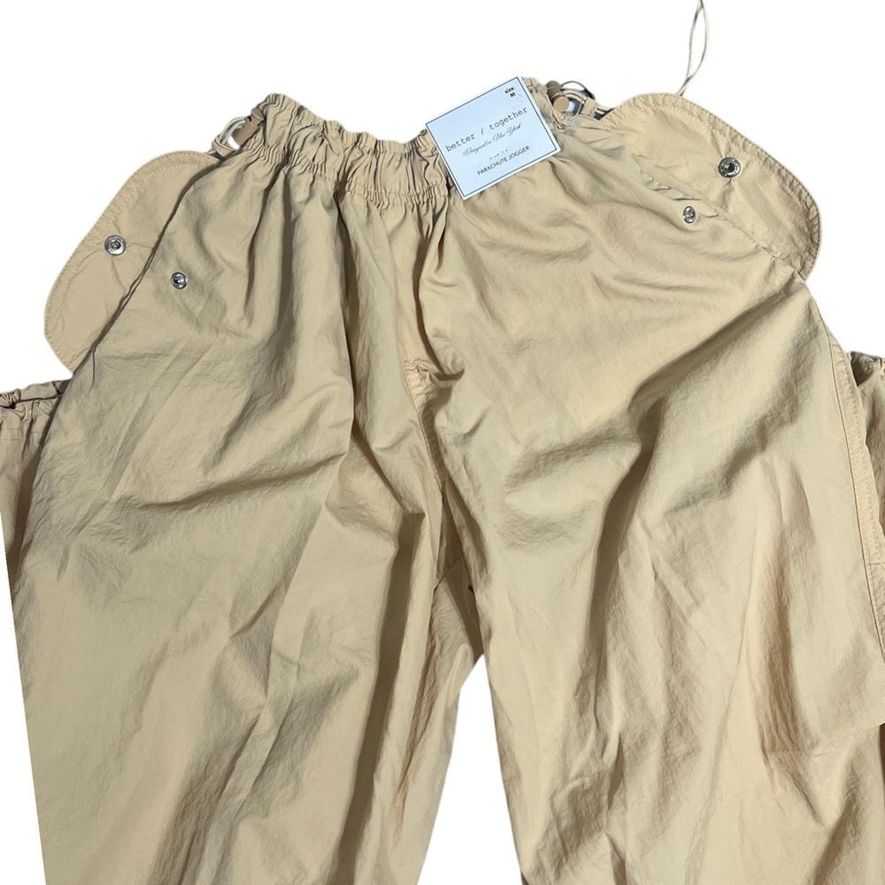 Better Together NYC Beige Cream Parachute Joggers Size Medium y2k retro - Picture 5 of 8